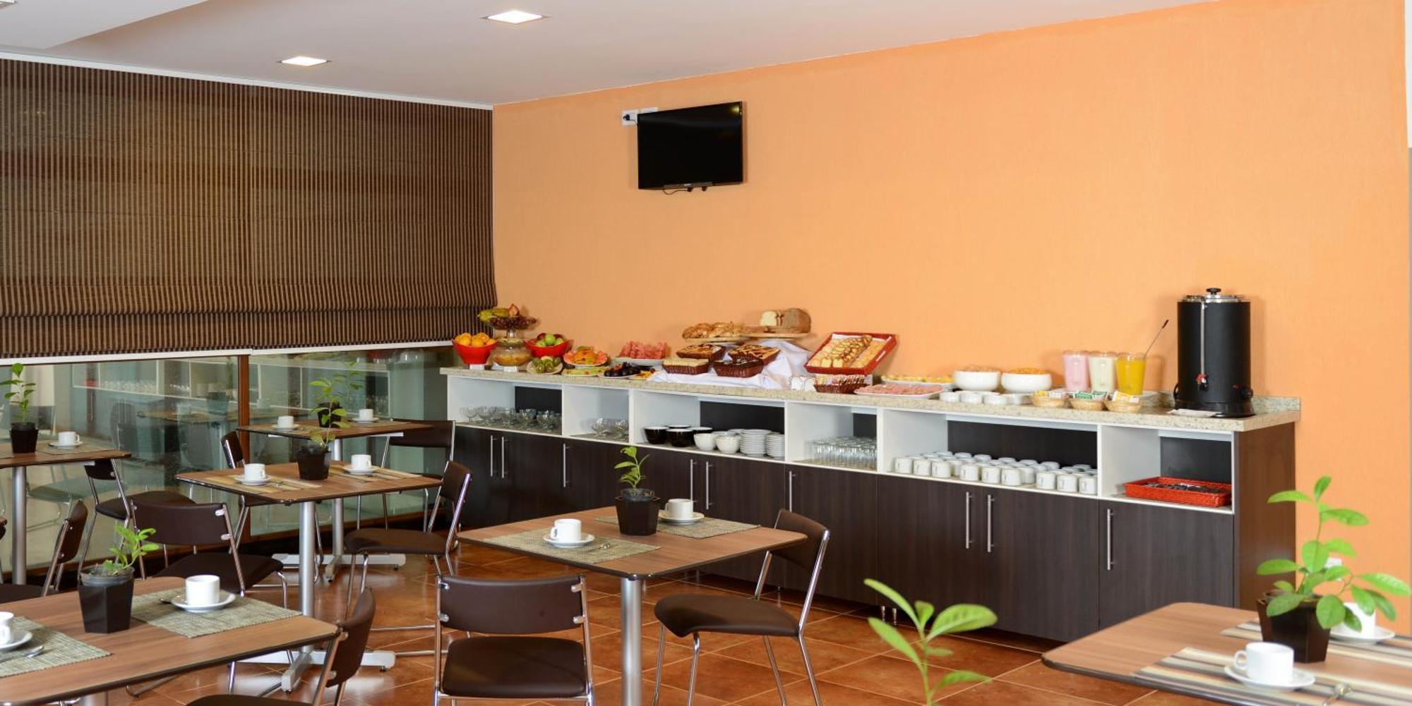 Arami Hotel & Lodge Puerto Iguazú Exteriör bild